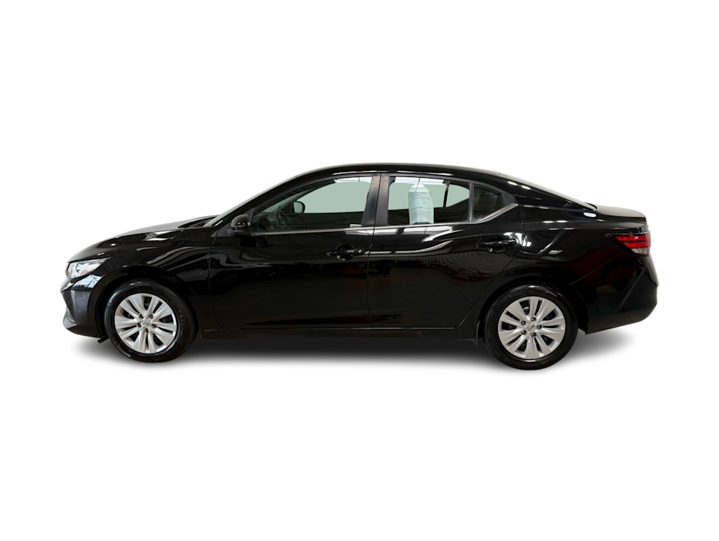 Thumbnail: 2023 Nissan Sentra - 3