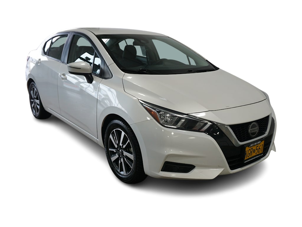 2021 Nissan Versa SV 17