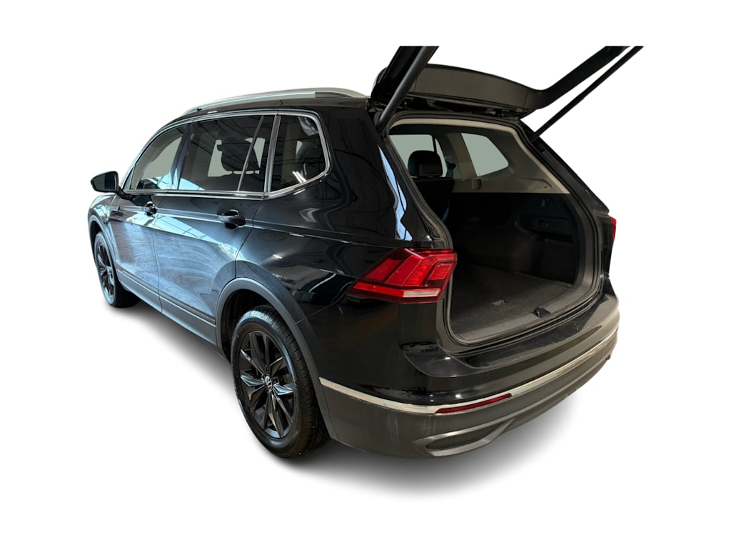 Thumbnail: 2024 Volkswagen Tiguan - 12