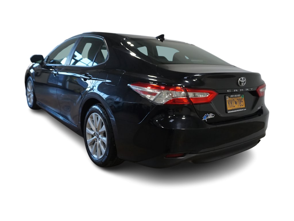 2019 Toyota Camry LE 4