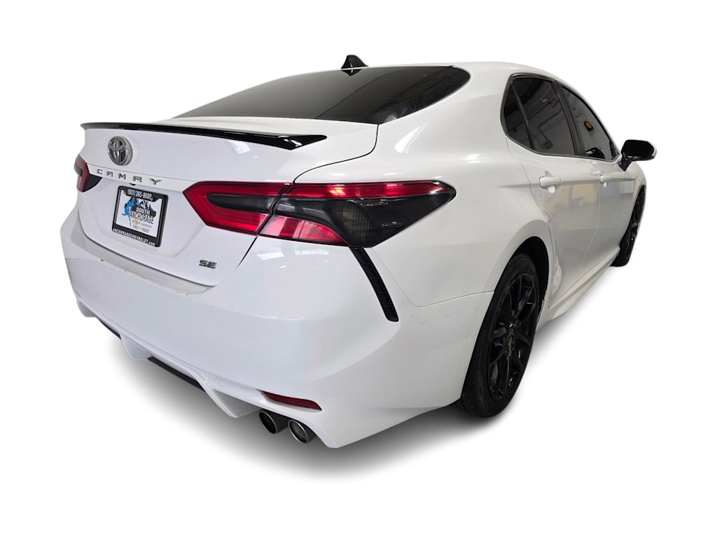 Thumbnail: 2018 Toyota Camry - 17