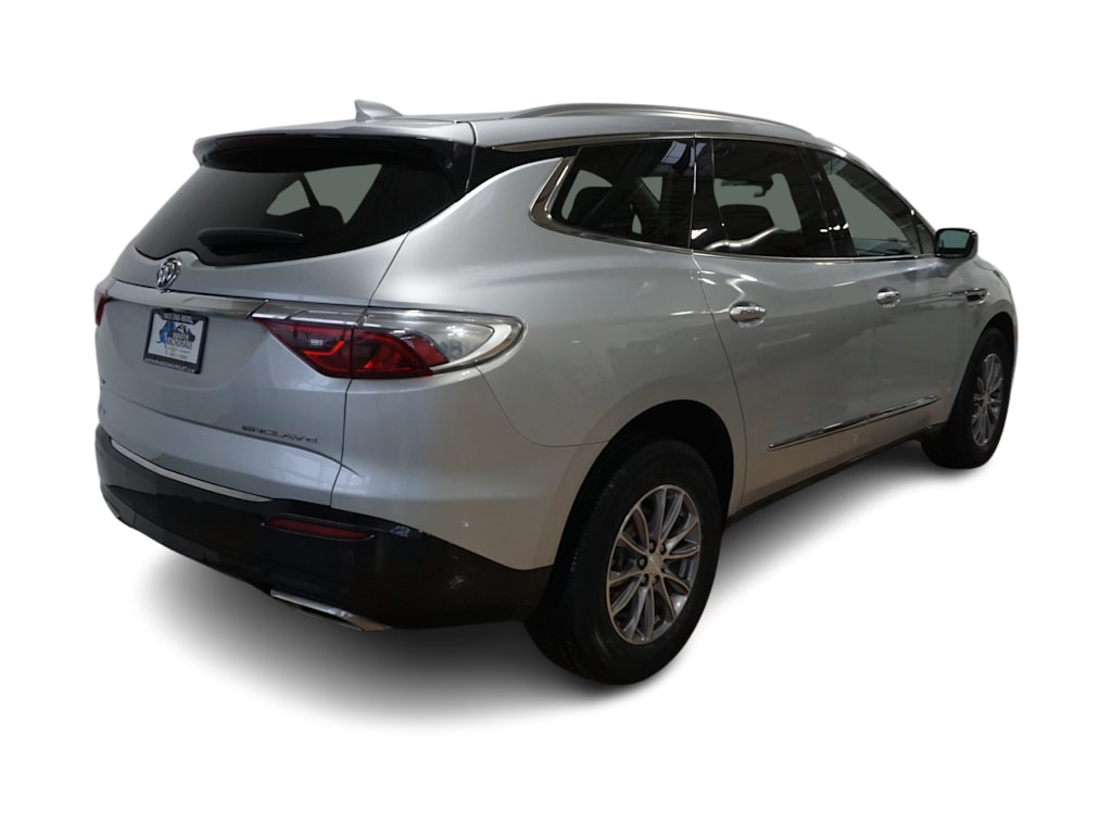 2022 Buick Enclave Essence 16