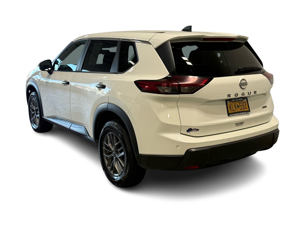 Thumbnail: 2024 Nissan Rogue - 4
