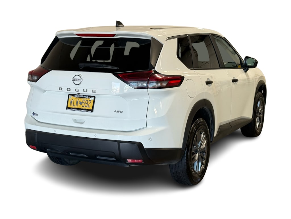Thumbnail: 2024 Nissan Rogue - 17