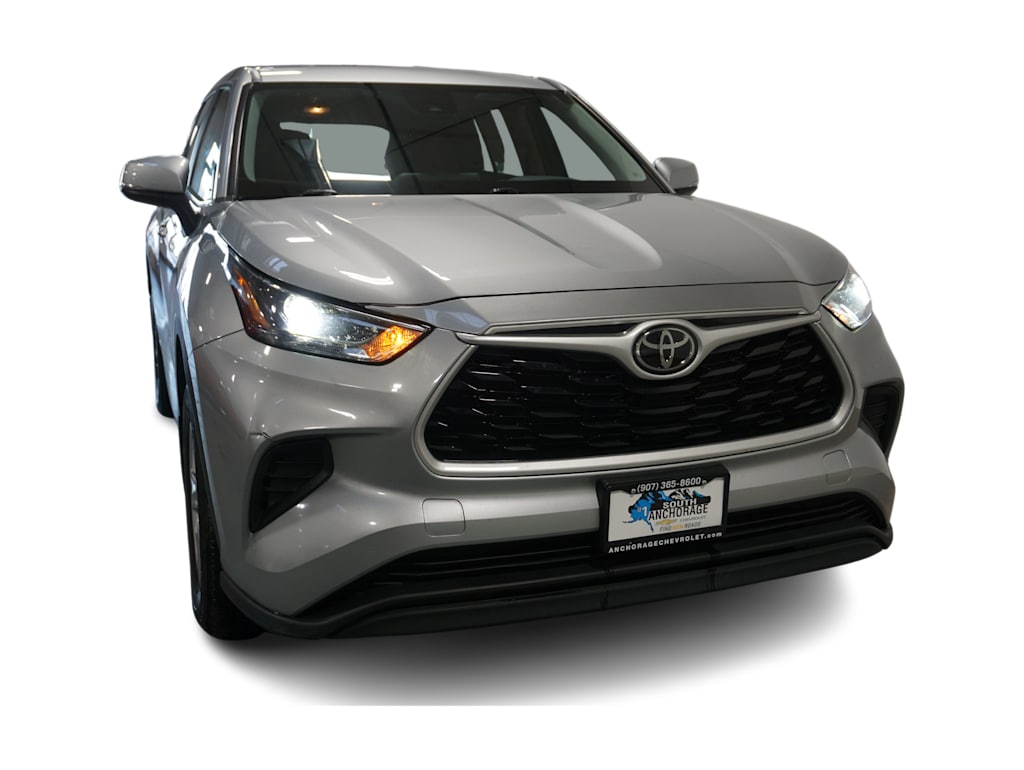 2023 Toyota Highlander LE 5