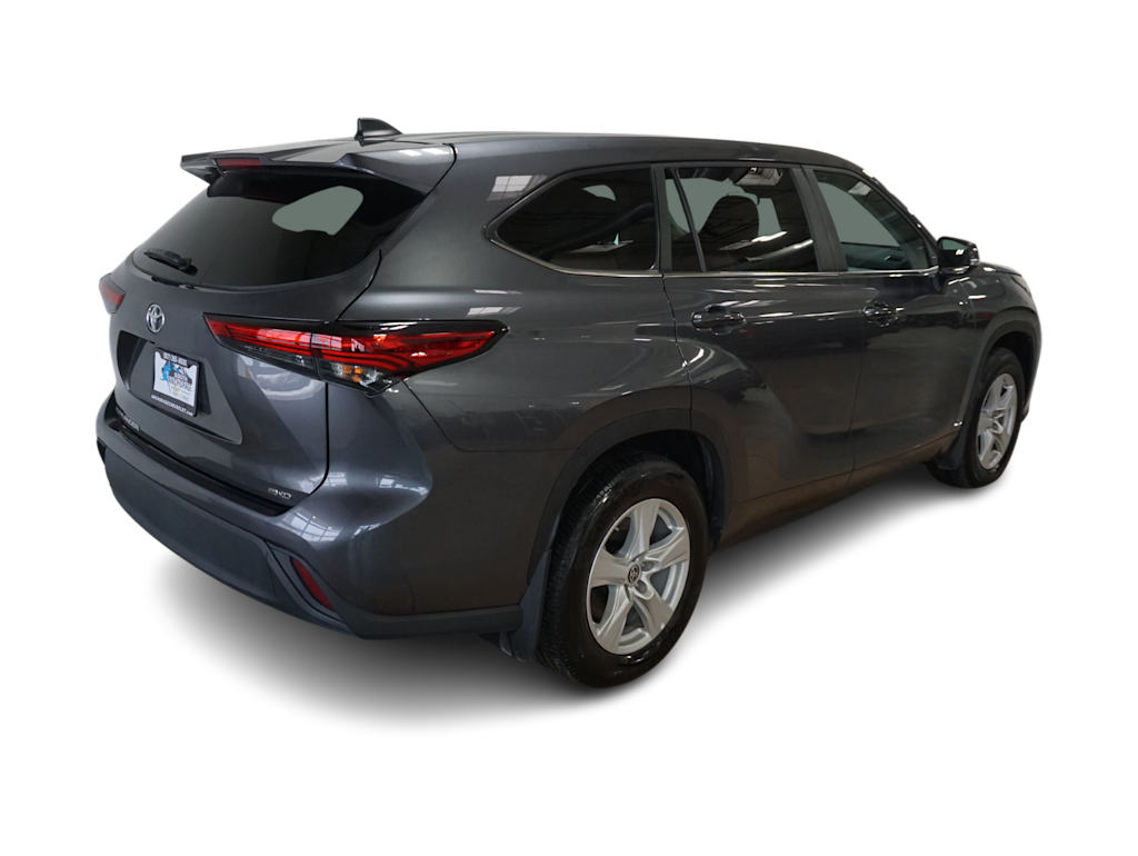 2023 Toyota Highlander L 16