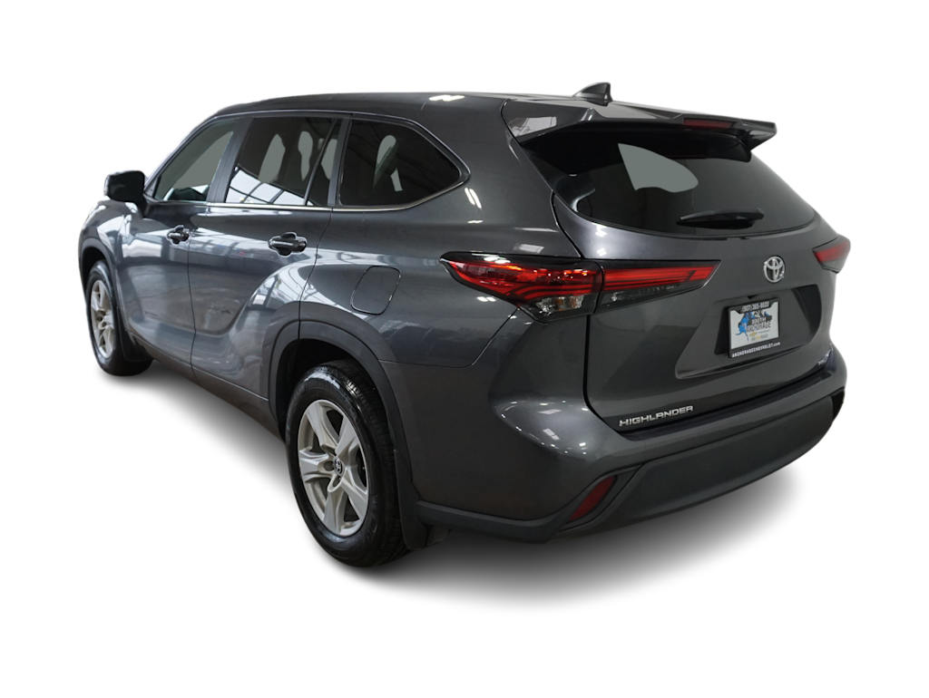 2023 Toyota Highlander L 4