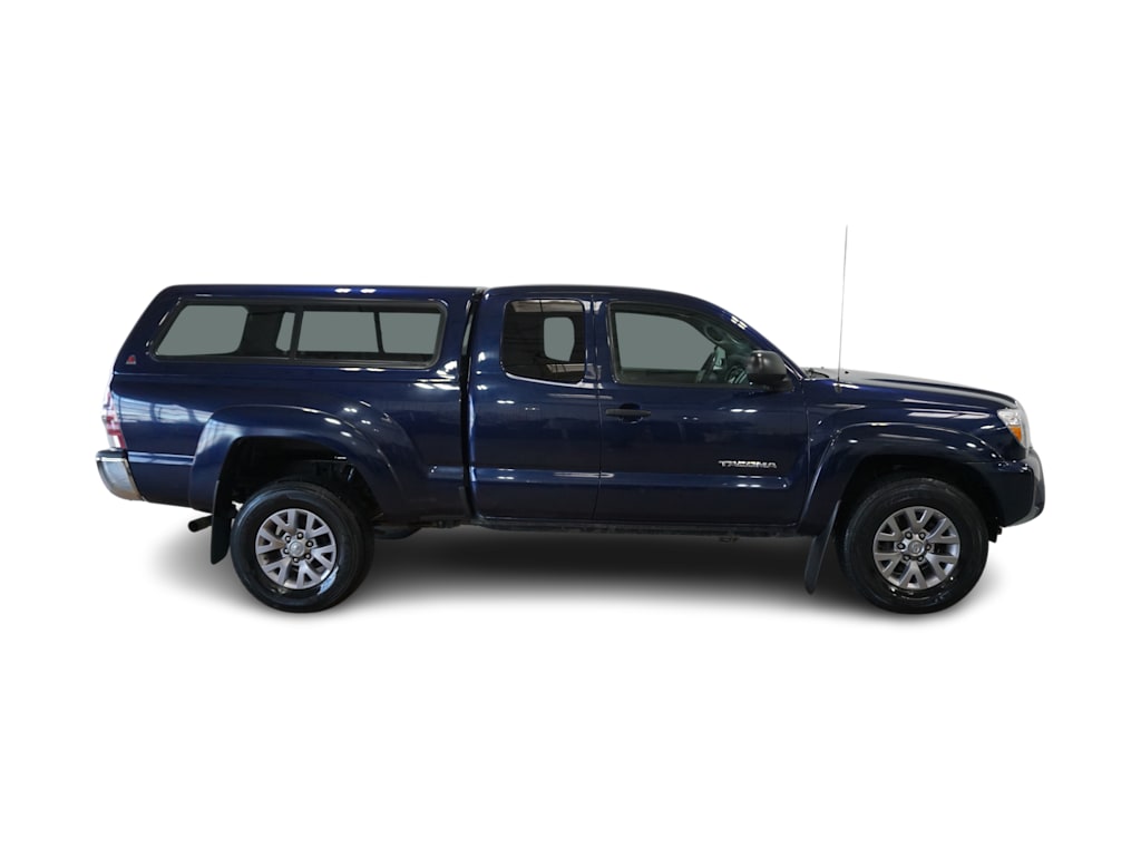 2013 Toyota Tacoma SR5 16