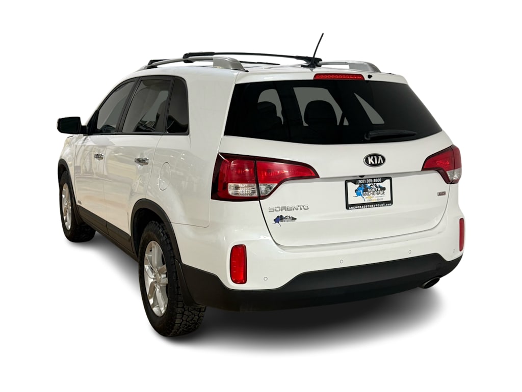 Thumbnail: 2015 Kia Sorento - 4