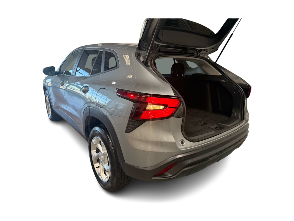 Thumbnail: 2024 Chevrolet Trax - 12