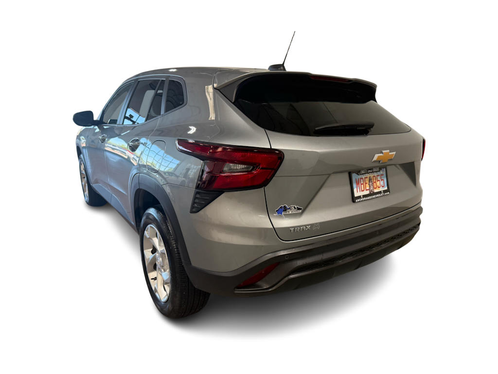 Thumbnail: 2024 Chevrolet Trax - 4