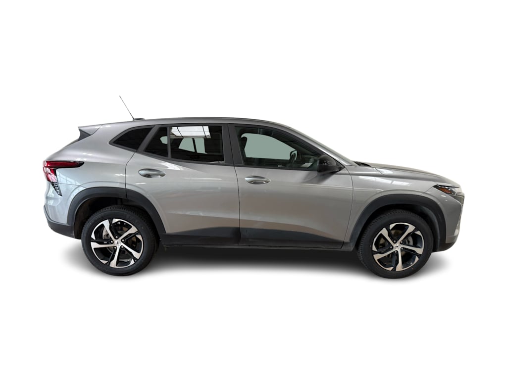 Thumbnail: 2024 Chevrolet Trax - 14