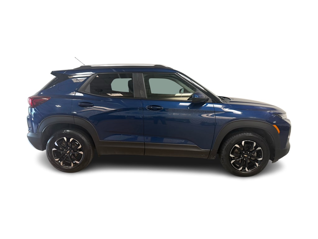 Thumbnail: 2023 Chevrolet TrailBlazer - 15