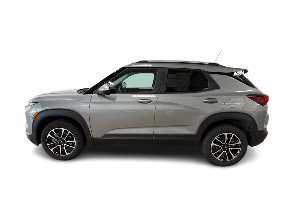 Thumbnail: 2026 Chevrolet TrailBlazer - 3