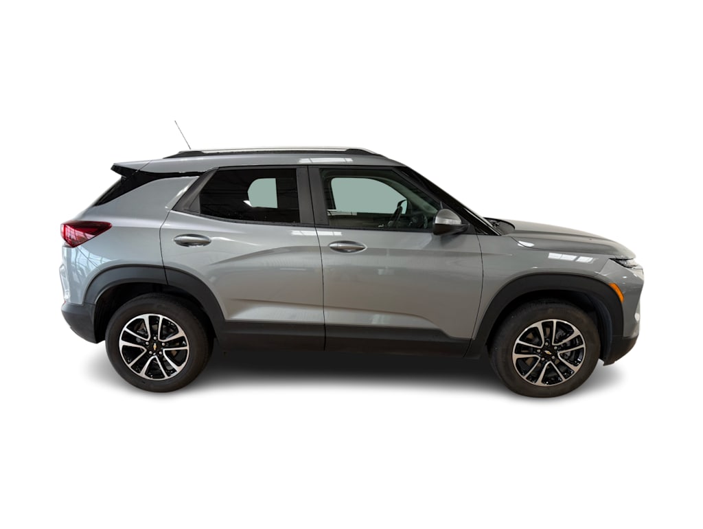 Thumbnail: 2026 Chevrolet TrailBlazer - 14