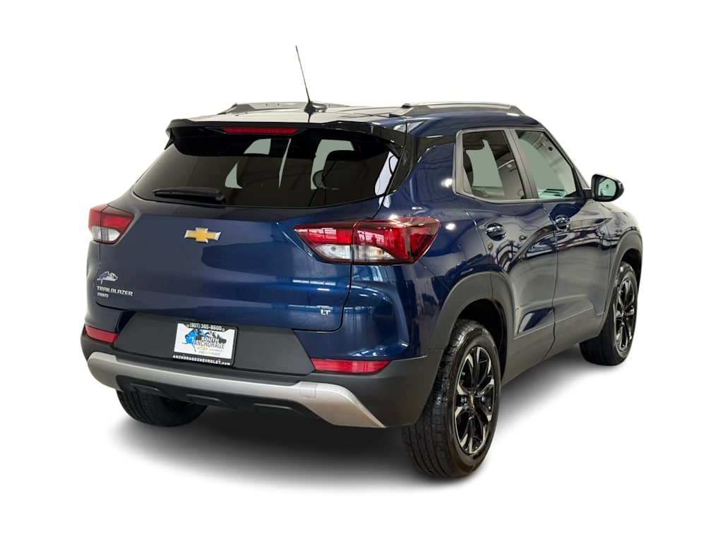 Thumbnail: 2023 Chevrolet TrailBlazer - 14