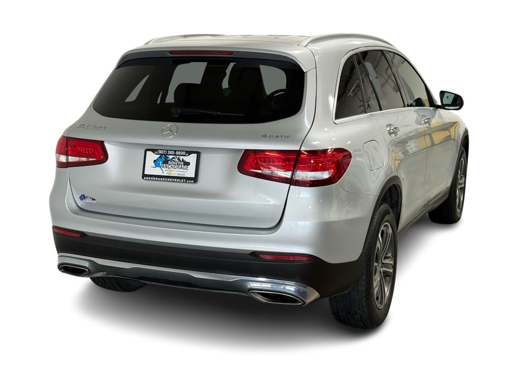 Thumbnail: 2018 Mercedes-Benz GLC - 15