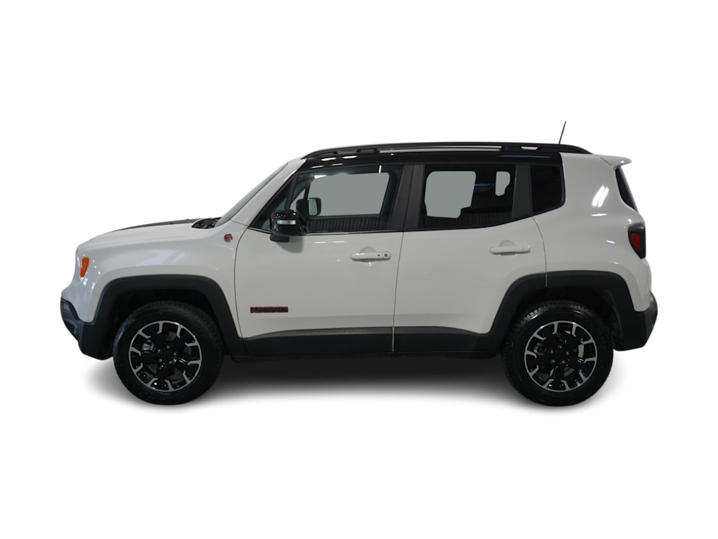 Thumbnail: 2023 Jeep Renegade - 3