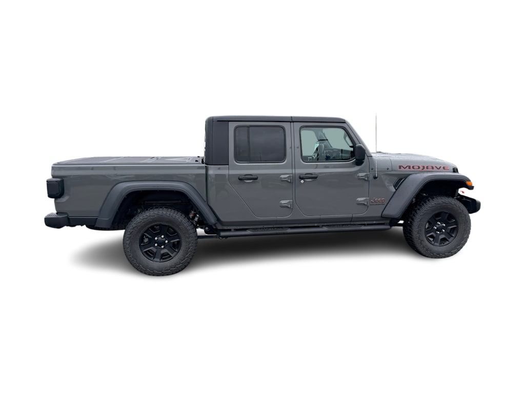 Thumbnail: 2023 Jeep Gladiator - 17