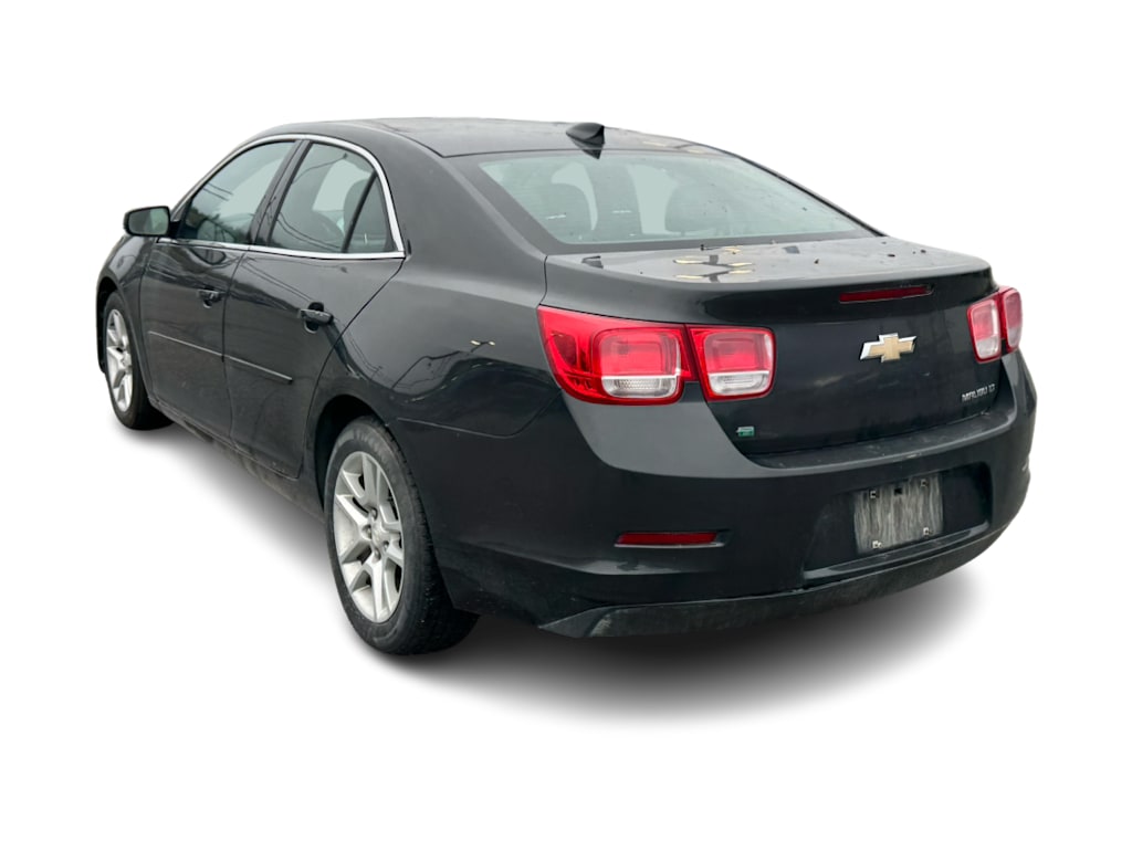 Thumbnail: 2015 Chevrolet Malibu - 3