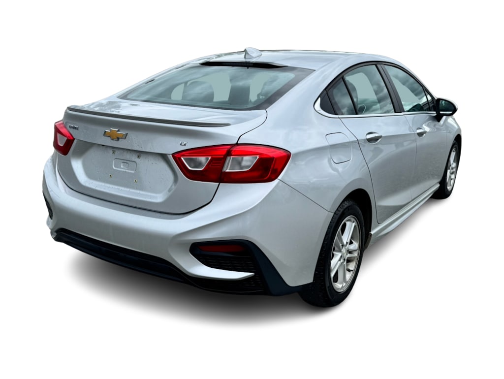 Thumbnail: 2017 Chevrolet Cruze - 6