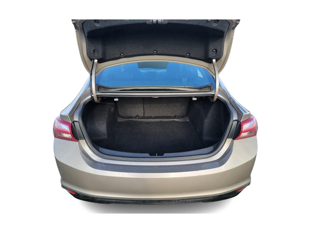 Thumbnail: 2022 Chevrolet Malibu - 17