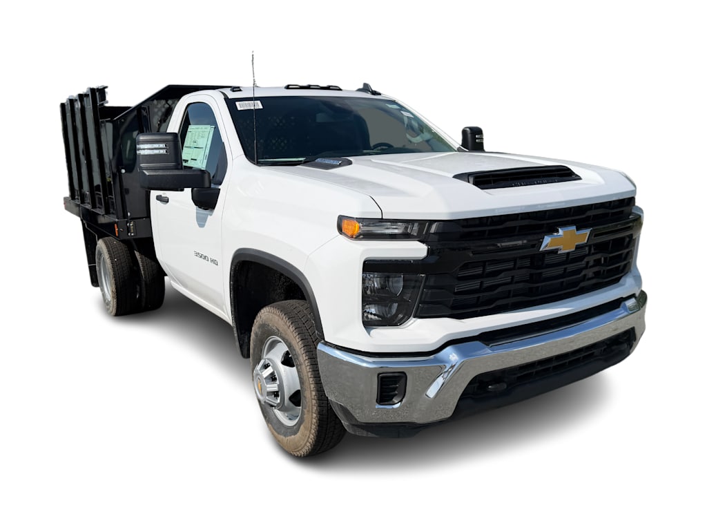 Thumbnail: 2026 Chevrolet Silverado 3500 - 17