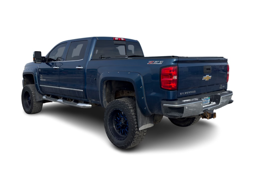 Thumbnail: 2015 Chevrolet Silverado 2500 - 4