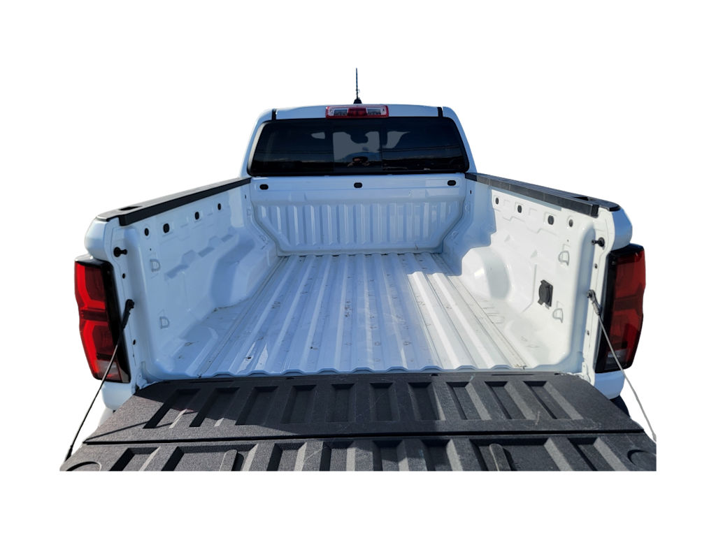 Thumbnail: 2024 Chevrolet Colorado - 15