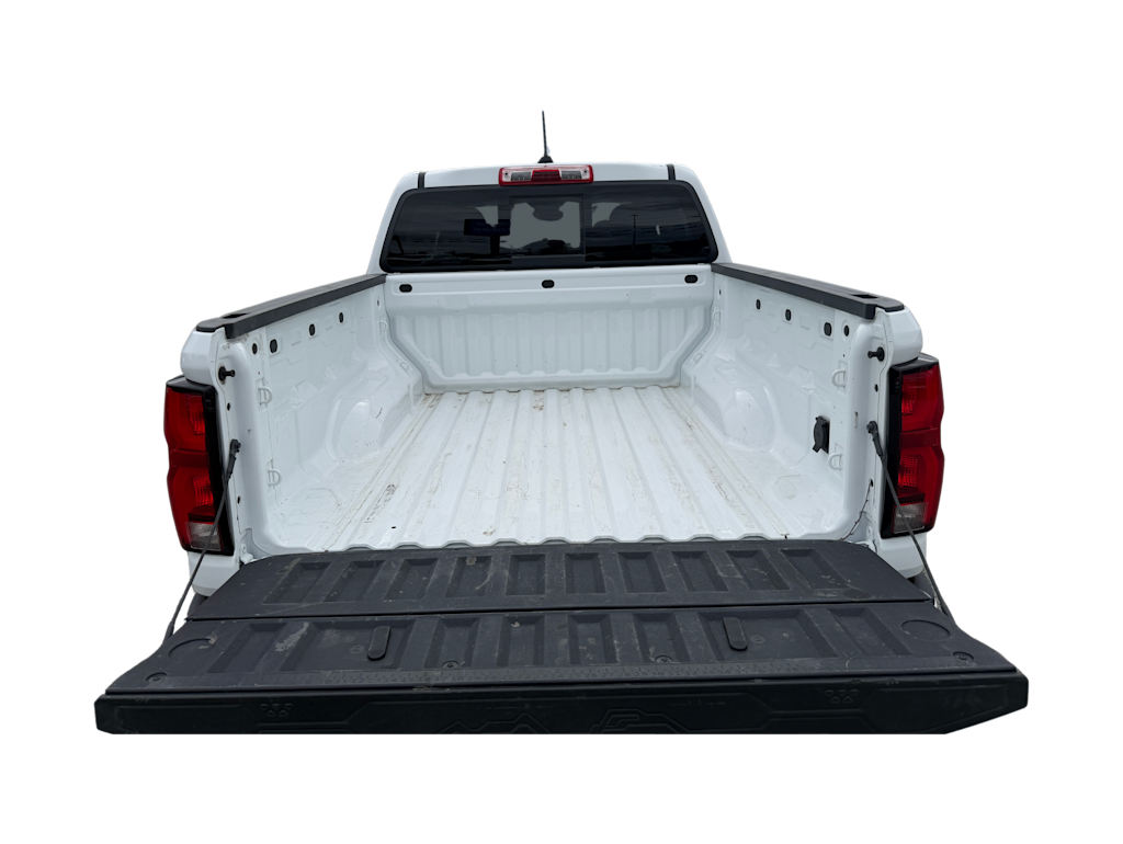 Thumbnail: 2024 Chevrolet Colorado - 12