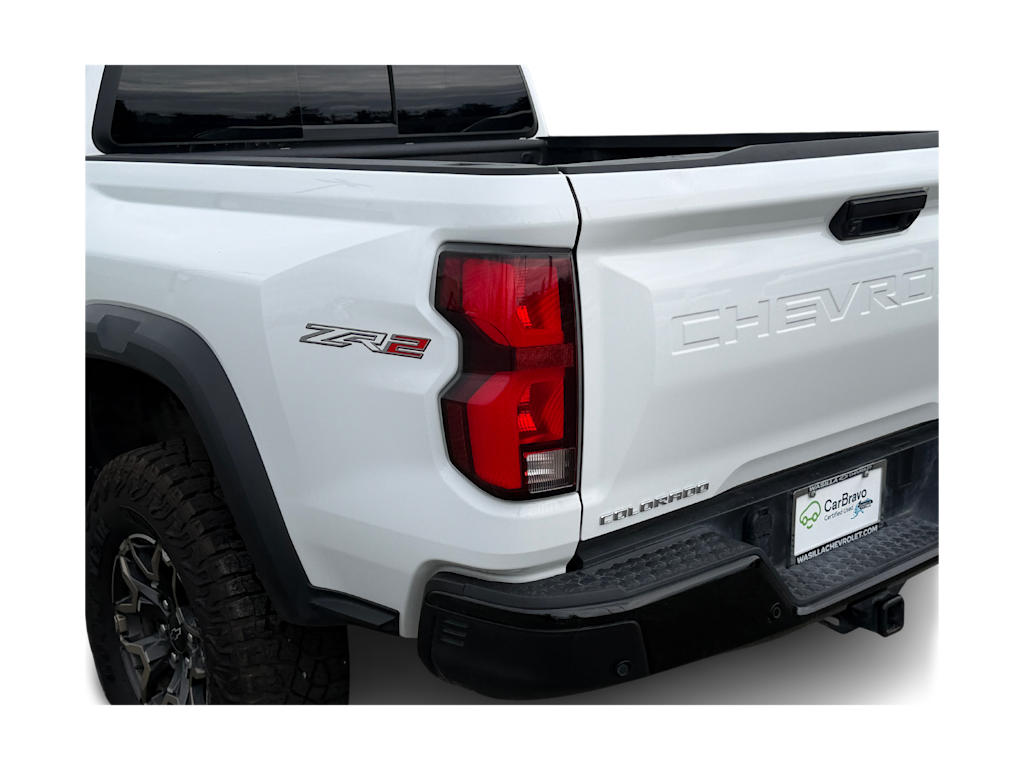 Thumbnail: 2024 Chevrolet Colorado - 4