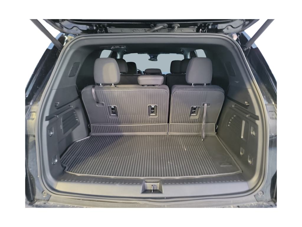 Thumbnail: 2026 Chevrolet Traverse - 16