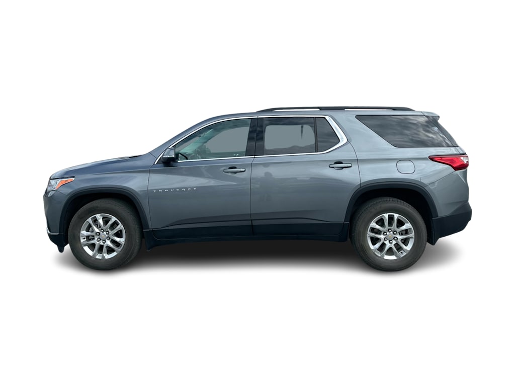 Thumbnail: 2021 Chevrolet Traverse - 2