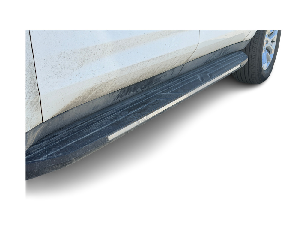 Thumbnail: 2025 Chevrolet Suburban - 9