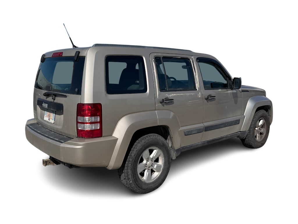 Thumbnail: 2011 Jeep Liberty - 12