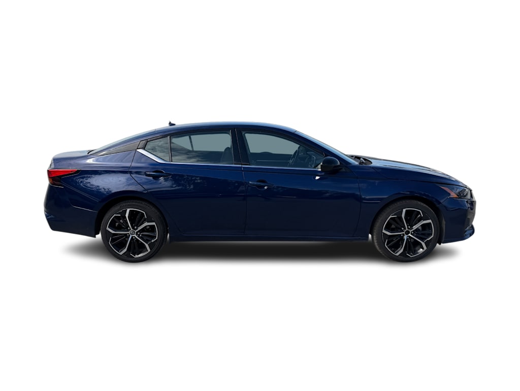 Thumbnail: 2024 Nissan Altima - 17