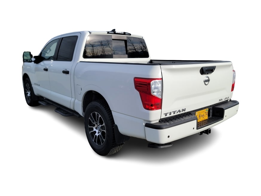 Thumbnail: 2022 Nissan Titan - 17