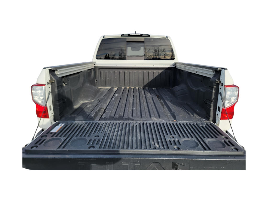 Thumbnail: 2022 Nissan Titan - 14