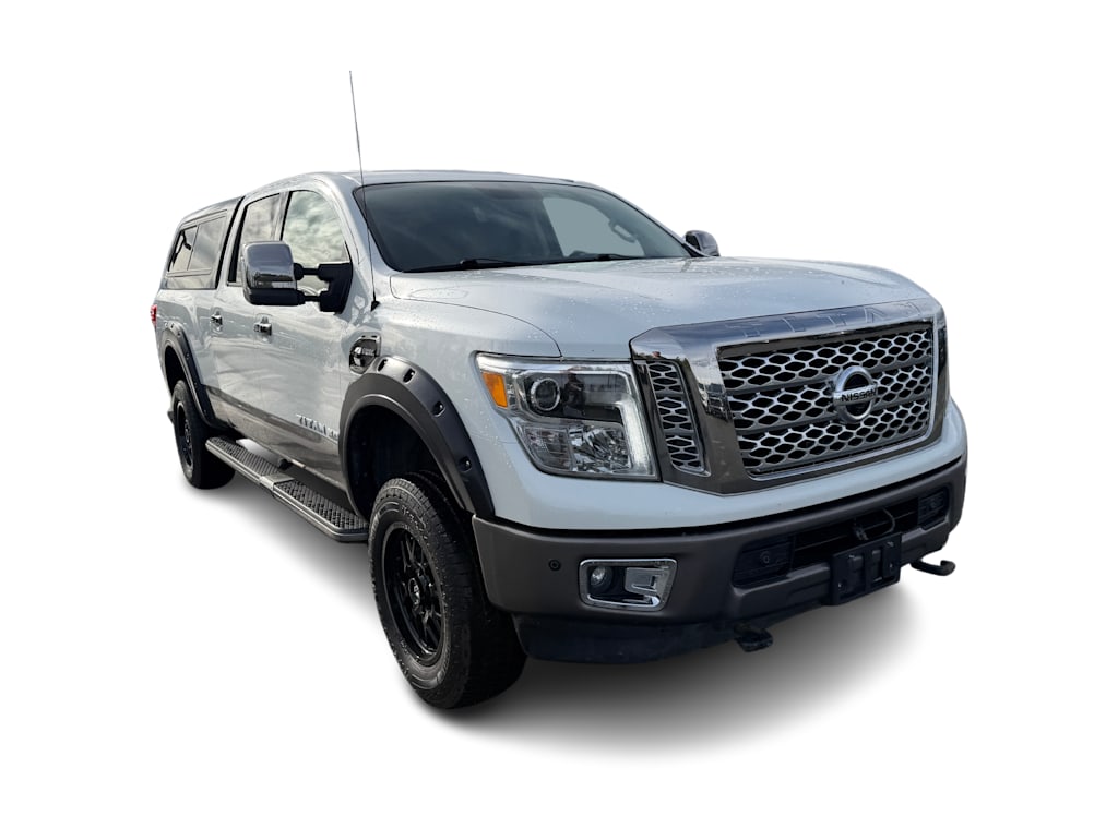 Thumbnail: 2016 Nissan Titan - 17