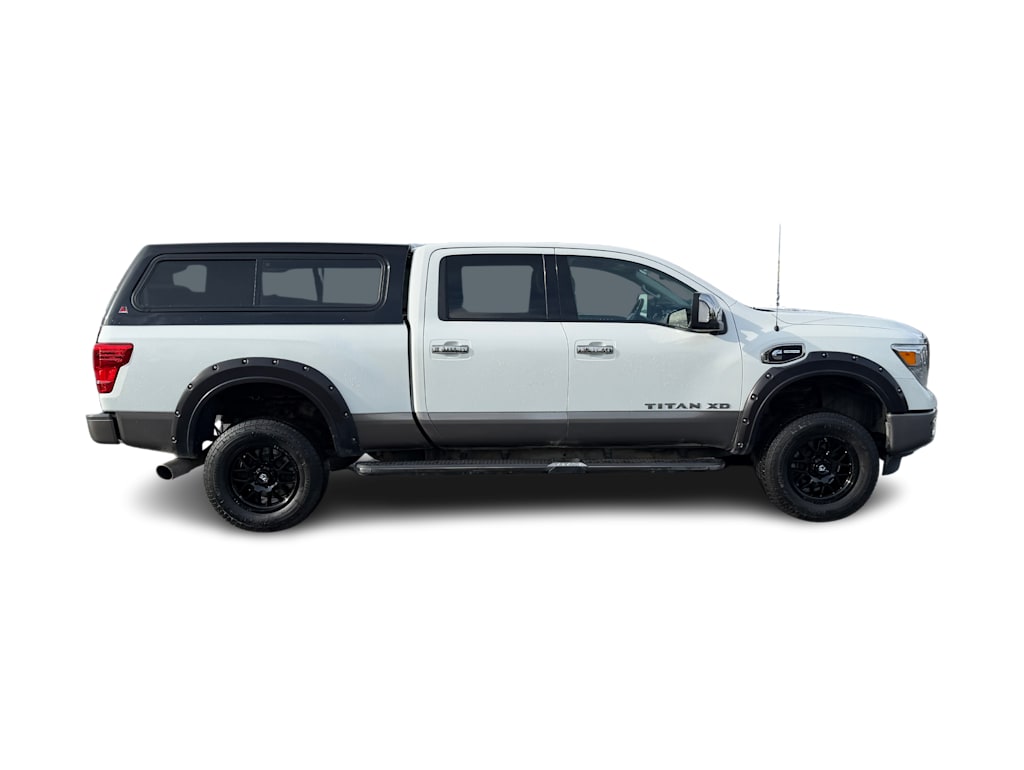 Thumbnail: 2016 Nissan Titan - 18