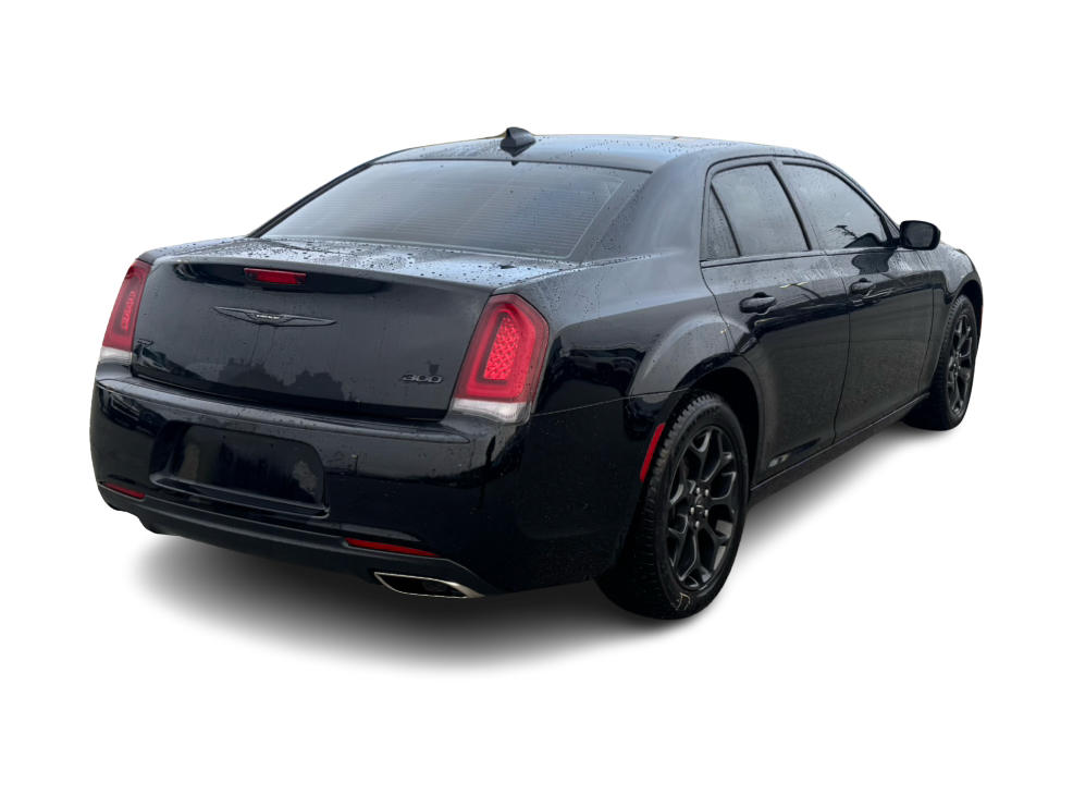 Thumbnail: 2022 Chrysler 300 - 7