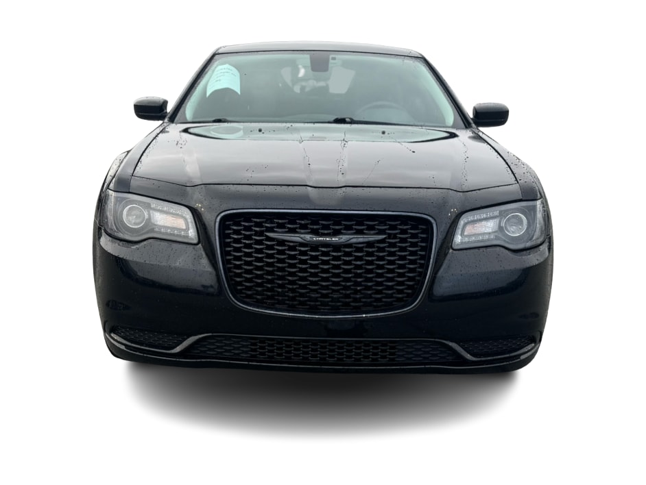 Thumbnail: 2022 Chrysler 300 - 5