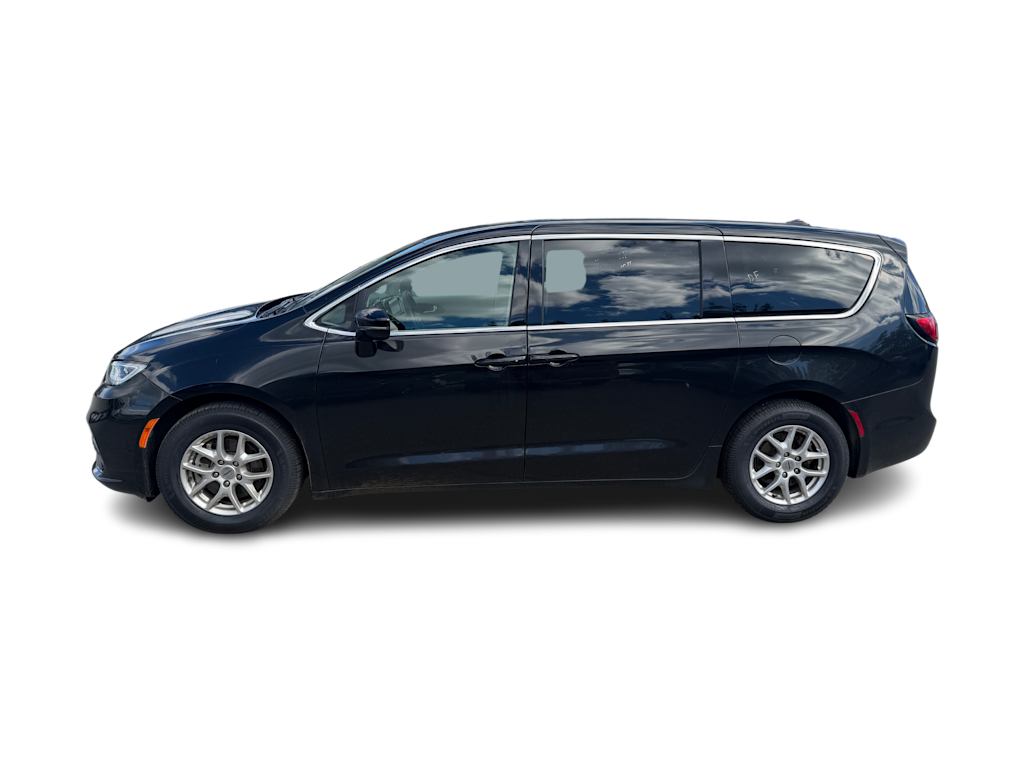 Thumbnail: 2024 Chrysler Pacifica - 2