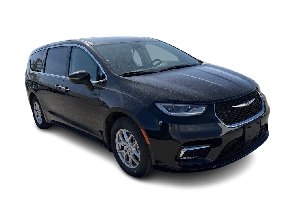 Thumbnail: 2023 Chrysler Pacifica - 9