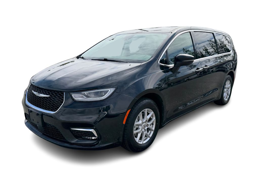 Thumbnail: 2023 Chrysler Pacifica - 16