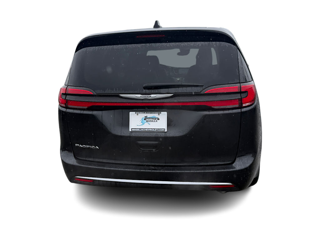 Thumbnail: 2023 Chrysler Pacifica - 4