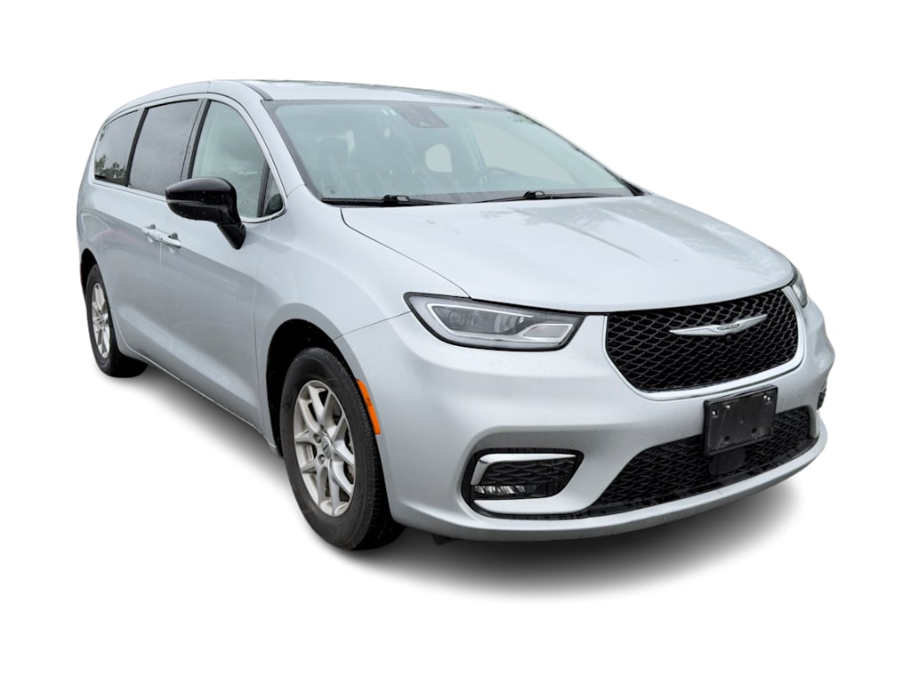 Thumbnail: 2024 Chrysler Pacifica - 9