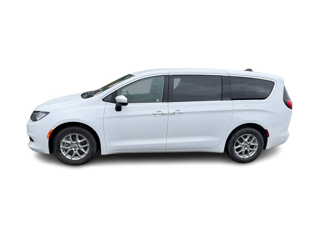 Thumbnail: 2025 Chrysler Pacifica - 2
