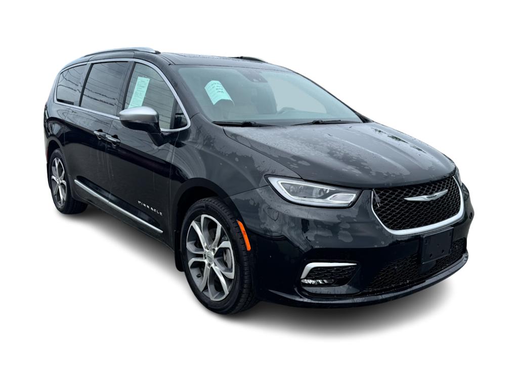 Thumbnail: 2021 Chrysler Pacifica - 9