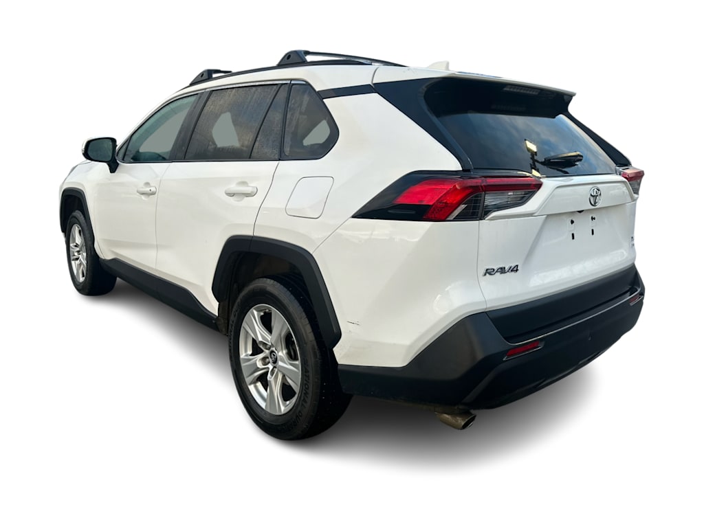 Thumbnail: 2019 Toyota RAV4 - 3